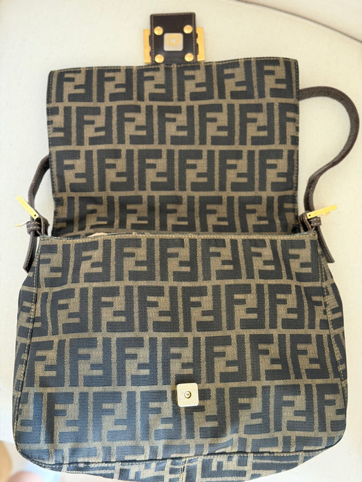 Fendi Mama Baguette GHW