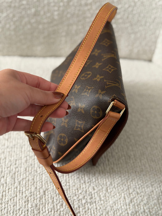 Louis Vuitton Musette Tango PM