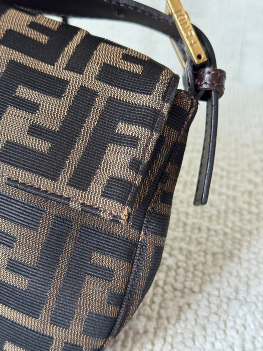 Fendi Baguette GHW