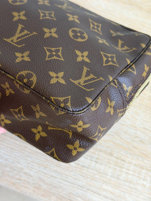 Louis Vuitton Trousse 28