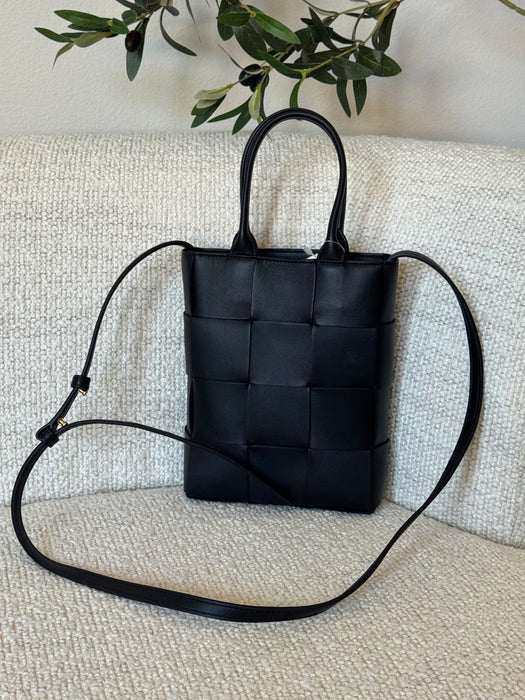 Bottega Arco Tote