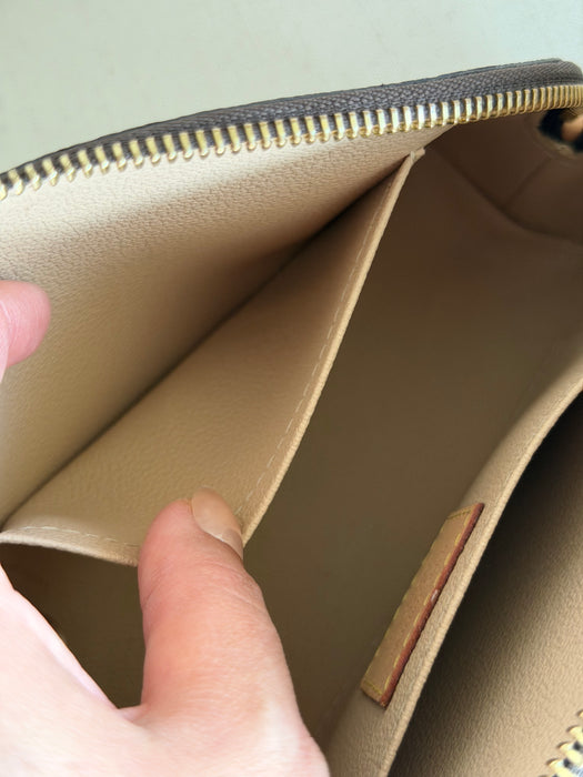 Louis Vuitton Cosmetic pouch GM