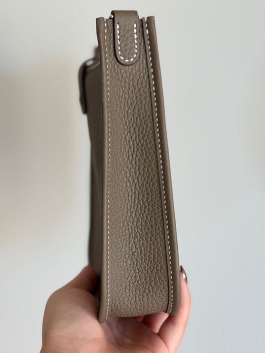 Hermes Taurillon Clemence Evelyne TPM Etoupe - NEW