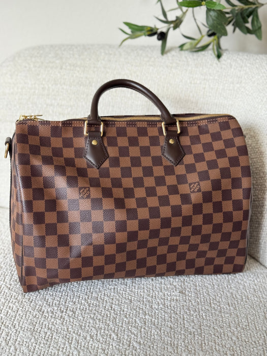 Louis Vuitton Bandouliere 35