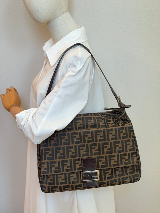 Fendi Mama Maxi Baguette SHW