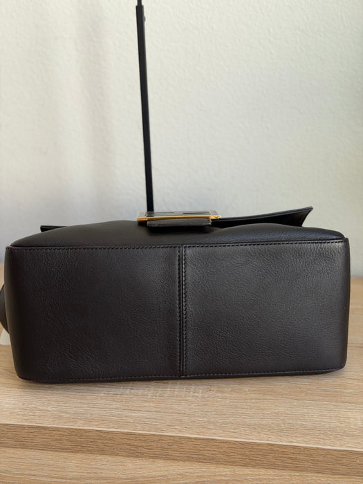 Fendi Vintello Big Forever Mama Baguette in Dark brown