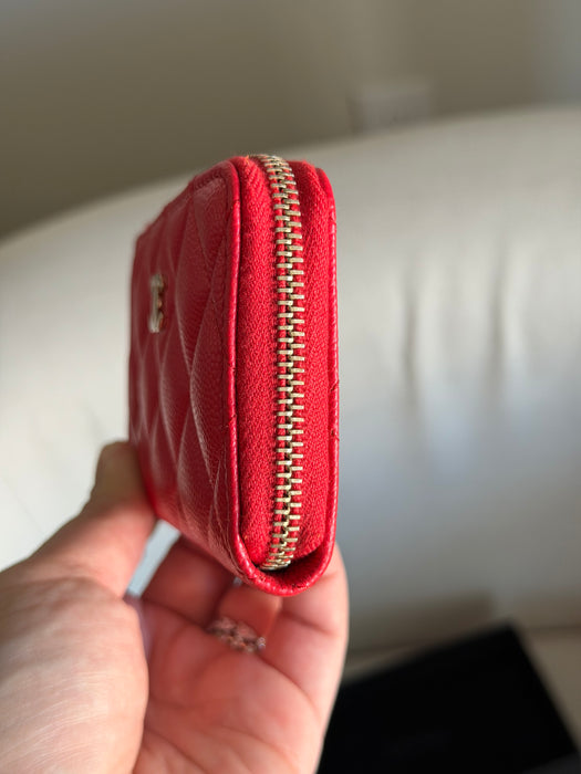 Chanel zipped card holder