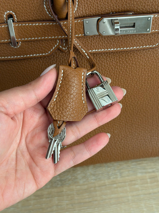 Birkin 35 in Togo gold with palladium hardware