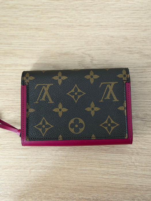 Louis Vuitton Portefeuille Flore Compact Wallet