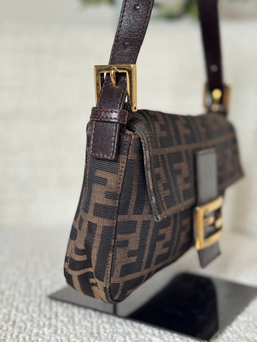Fendi Baguette GHW