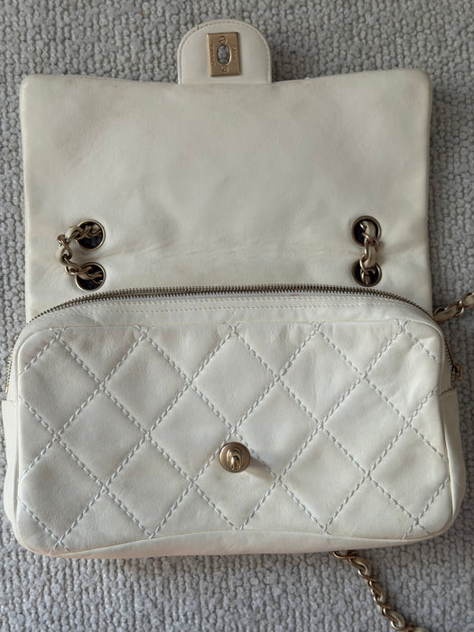 Chanel Wild Stitch Lambskin Flap with Rose Applique