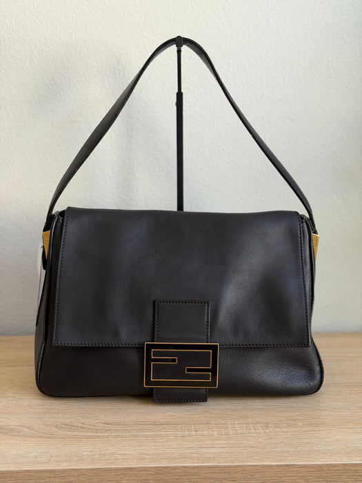 Fendi Vintello Big Forever Mama Baguette in Dark brown