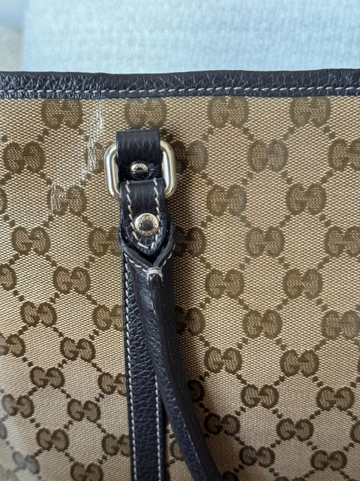 Gucci Supreme Tote with Dust bag