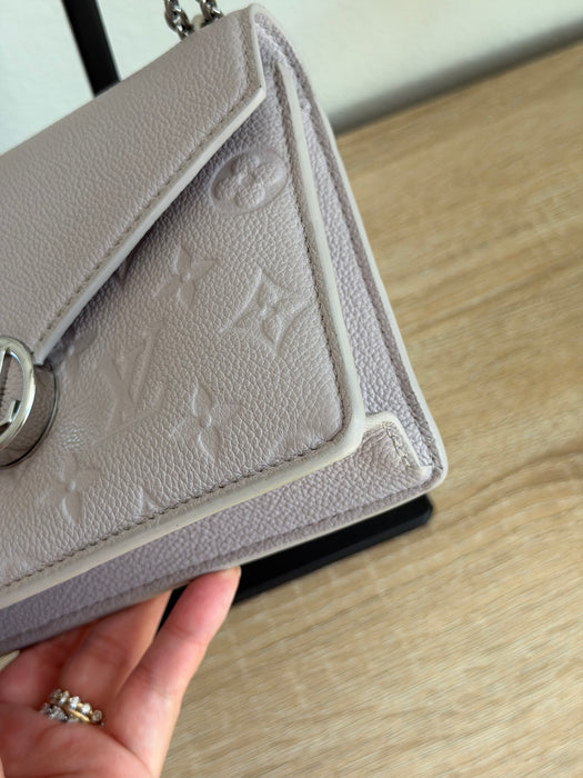 Louis Vuitton Rosy Wallet on Chain in Brume