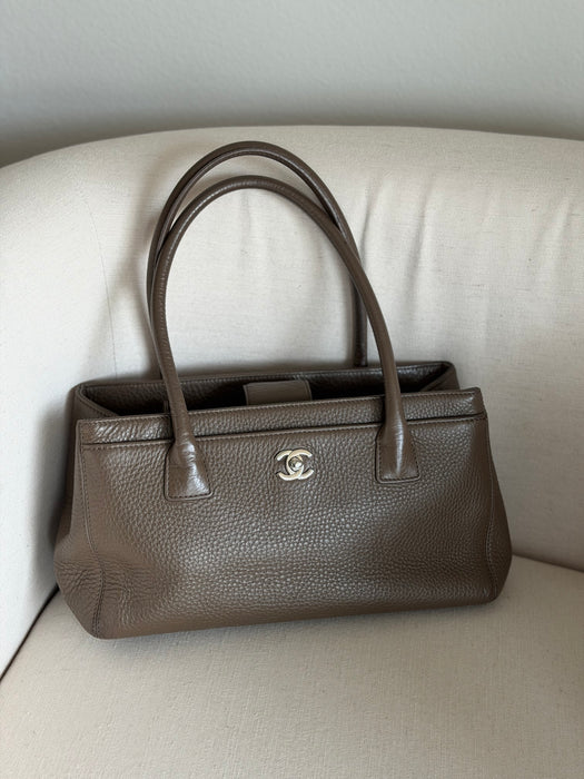 Chanel Executive Cerf East West Tote