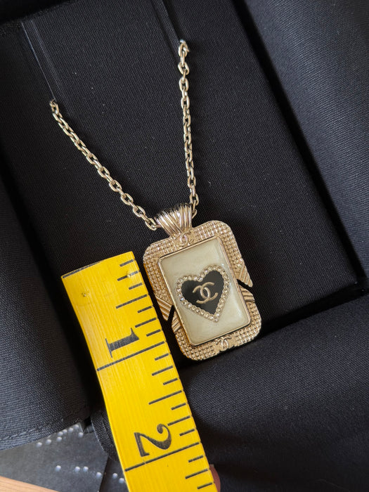 Chanel CC Heart & No. Playing card