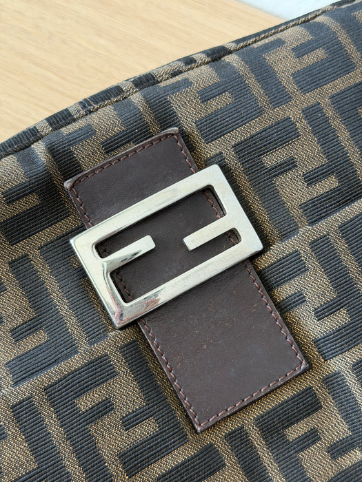 Fendi Mama Maxi Baguette SHW