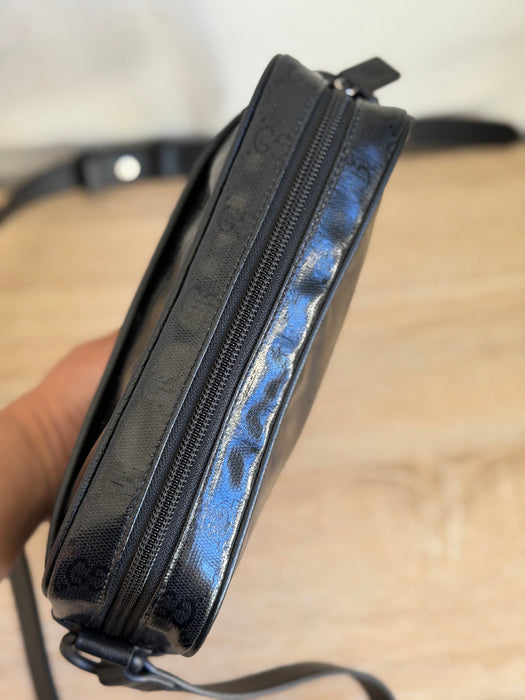 Gucci Classic GG Crossbody - NEW