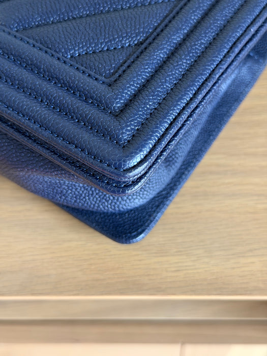 Chanel Caviar Boy Old Medium