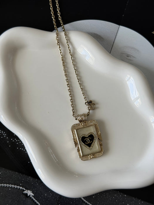 Chanel CC Heart & No. Playing card
