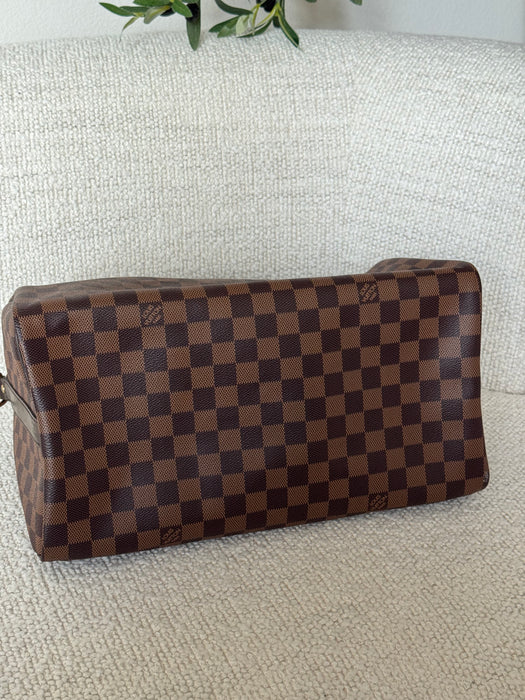 Louis Vuitton Bandouliere 35