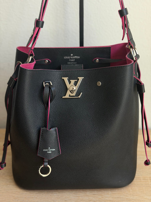 Louis Vuitton Lockme Bucket