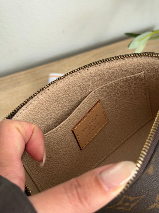 Louis Vuitton cosmetic pouch pm