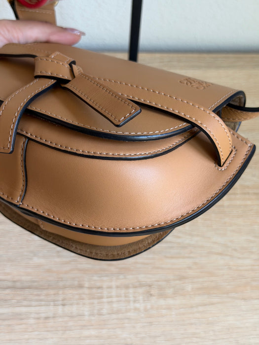 Loewe Mini Gate