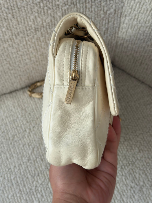 Chanel Wild Stitch Lambskin Flap with Rose Applique