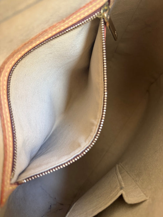 Louis Vuitton Looping GM