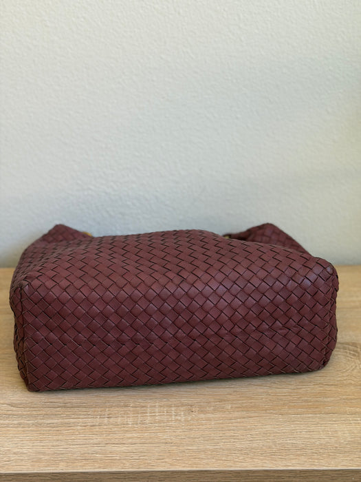 Bottega Bordeaux Intrecciato Hobo