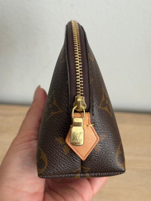 Louis Vuitton cosmetic pouch pm