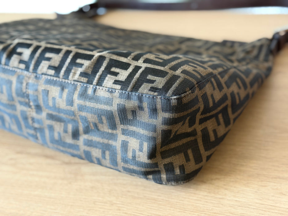 Fendi Mama Maxi Baguette SHW