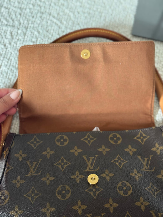 Louis Vuitton Mini Looping