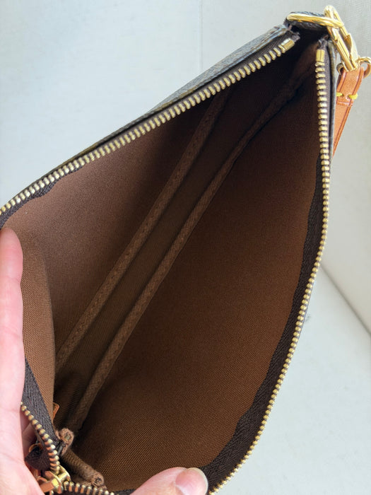 Louis Vuitton Pochette Accessories