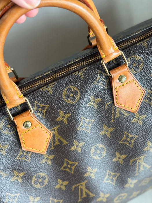 Louis Vuitton Speedy 30 with Strap