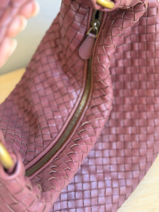 Bottega Bordeaux Intrecciato Hobo