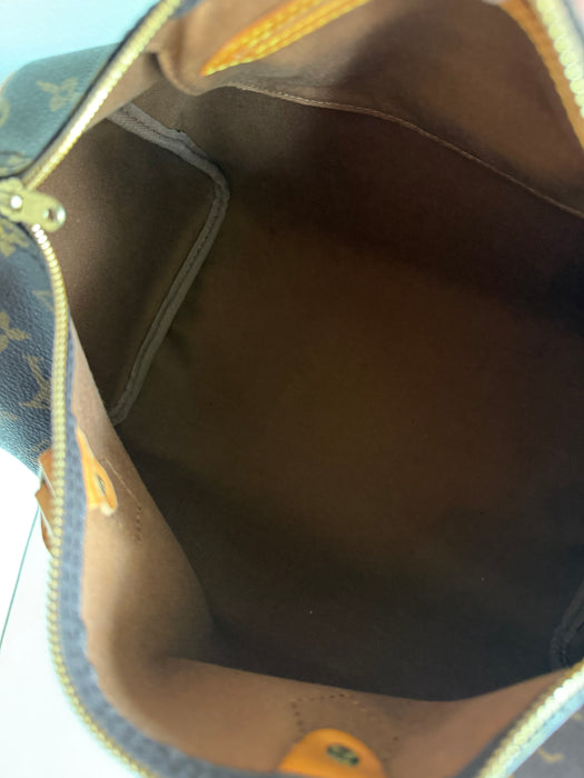 Louis Vuitton Speedy 30 with Strap