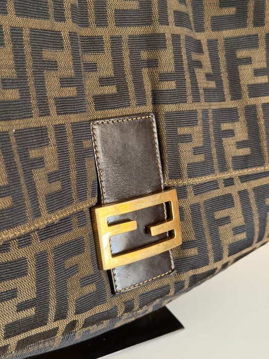 Fendi Mama Maxi Baguette