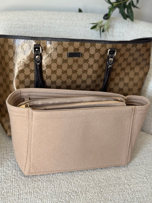 Gucci Supreme Tote with Dust bag