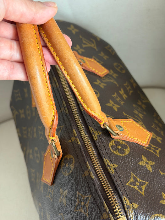 Louis Vuitton Speedy 30 with Strap
