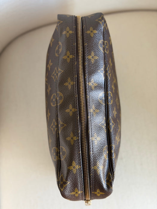 Louis Vuitton Trousse de Toilette 28