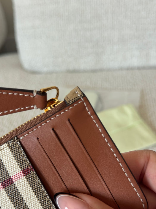 Burberry card holder