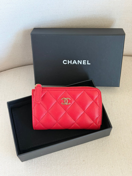 Chanel zipped card holder