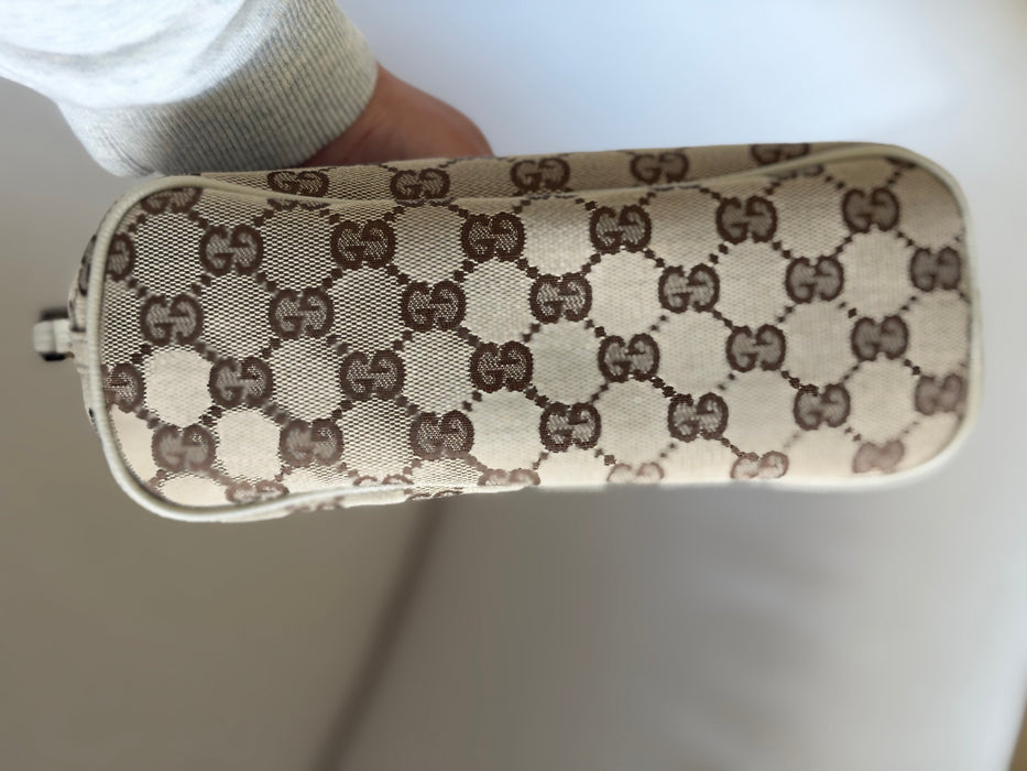Gucci GG Beige Boat Pochette