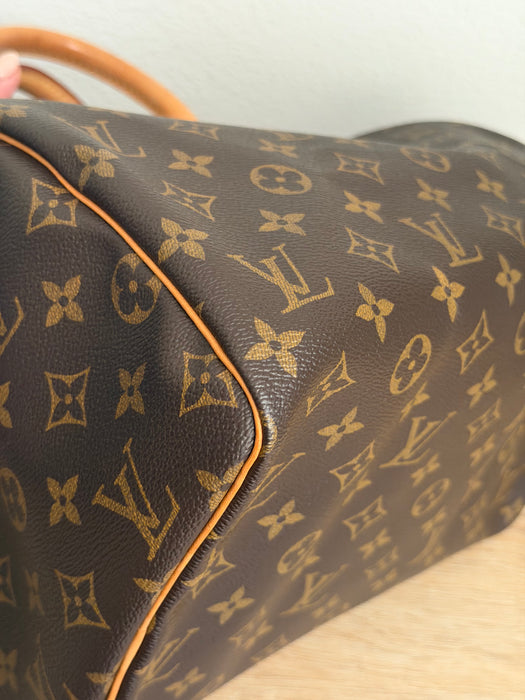 Louis Vuitton Speedy 30