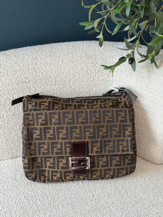 Fendi Maxi Mama Baguette