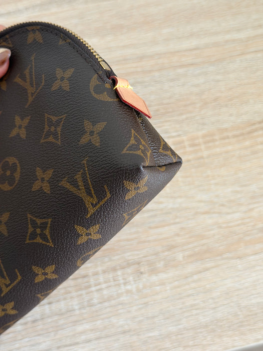 Louis Vuitton Cosmetic Pouch MM