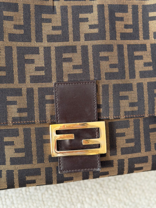 Fendi Mamma Baguette GHW