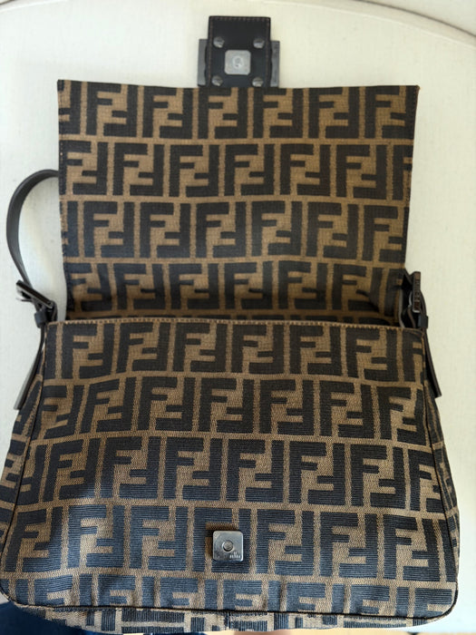 Fendi Mama Baguette BHW